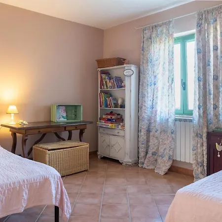 Casa vacanze Casale Vittoria *