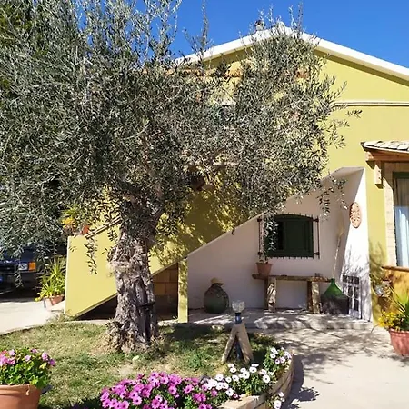 Casale Vittoria * אטרי